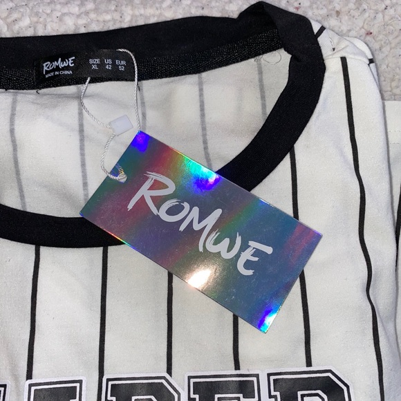 Stripped t-shirt - Picture 4 of 4